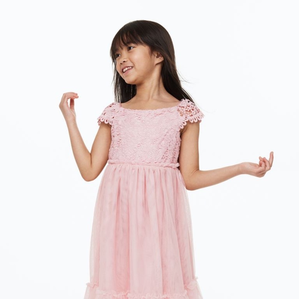 Lace and Tulle Pink Dress. Size 4-5Y.
